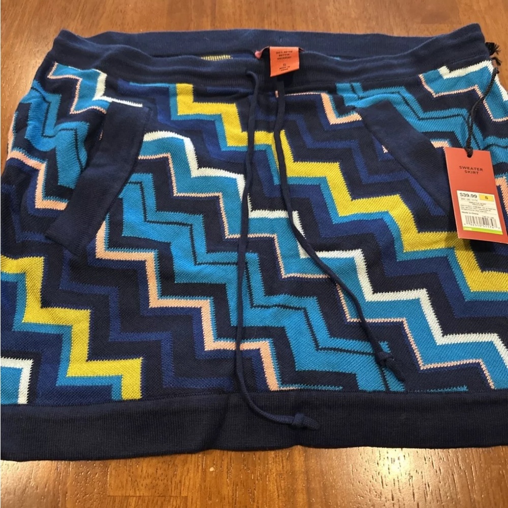 Chevron Patterned Skirt in Blue and Yellow